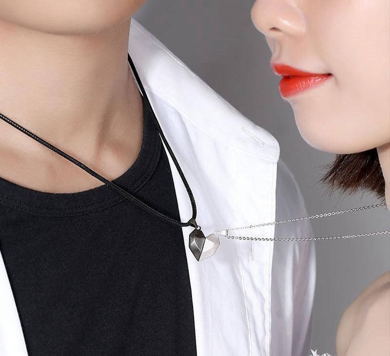 Heart Magnetic Pendant Necklace – Silver Stainless Steel Unisex Jewelry