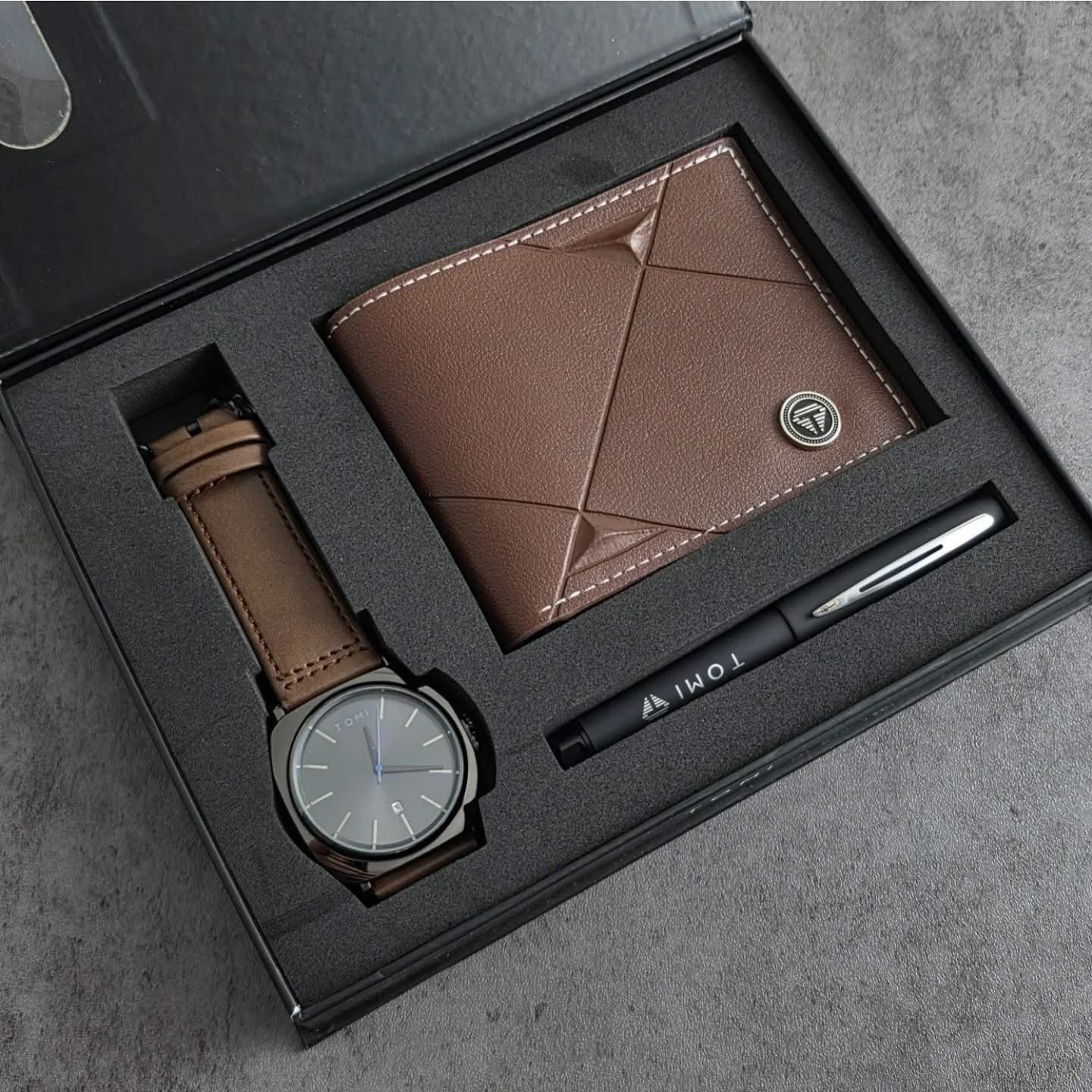 TOMI Premium Men’s Gift Set –Leather Strap Watch,  Wallet & Pen Combo